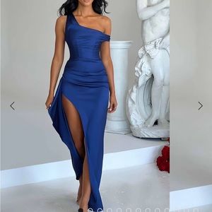 Maxi dress from babyboo, size L would fit US 8/10, brand new with tags!